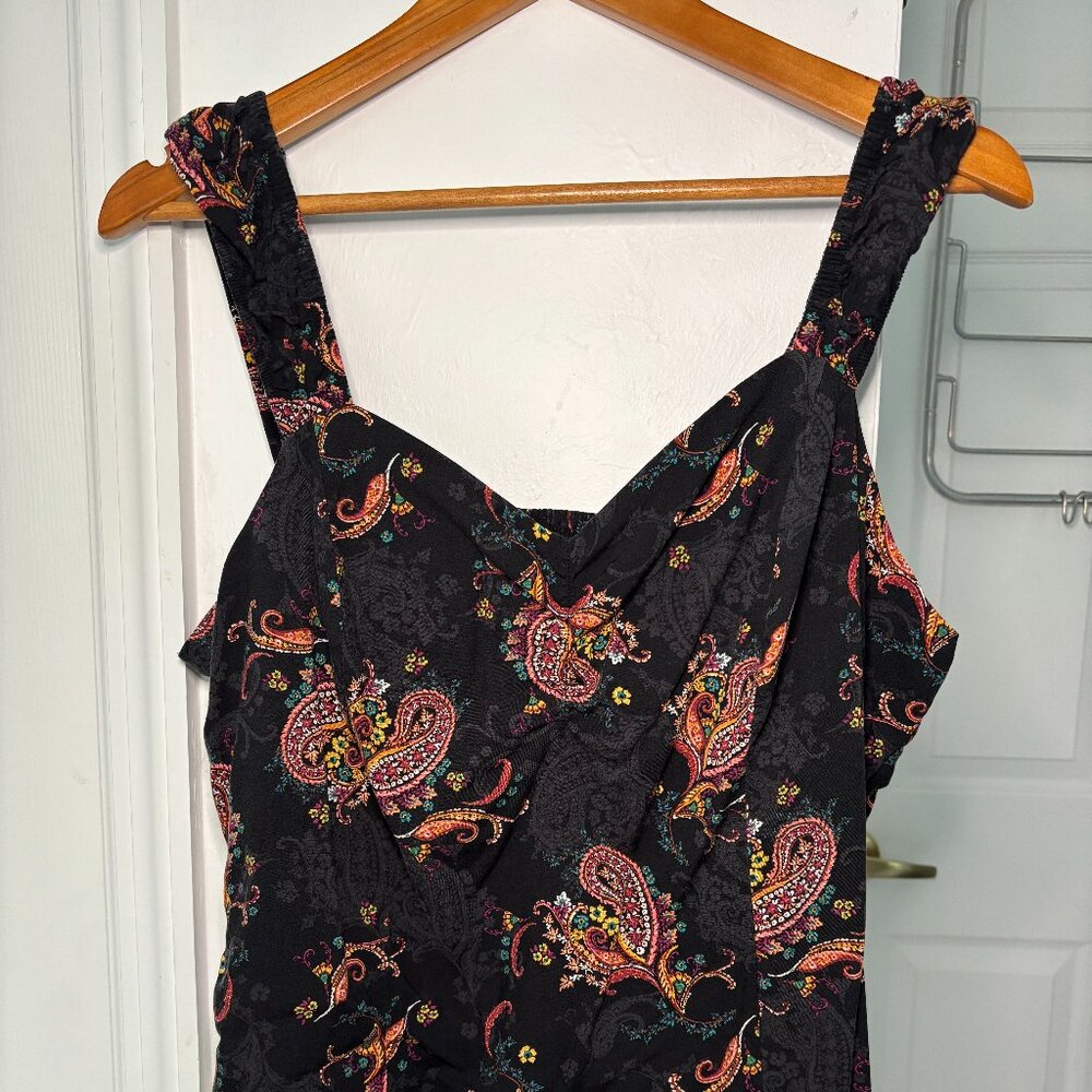 Torrid Black Paisley Sleeveless Blouse | Plus Size Tank Top
